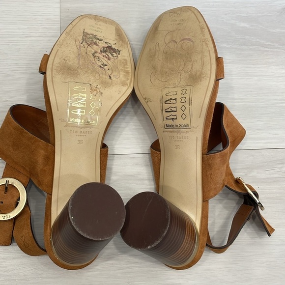 Ted Baker Azmara Suede Block Heel Sandals - Picture 9 of 16